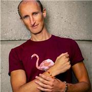 Saute le pas et apprends à danser la Salsa/Bachata de chez toi avec un 3X champion de France (en visio !)